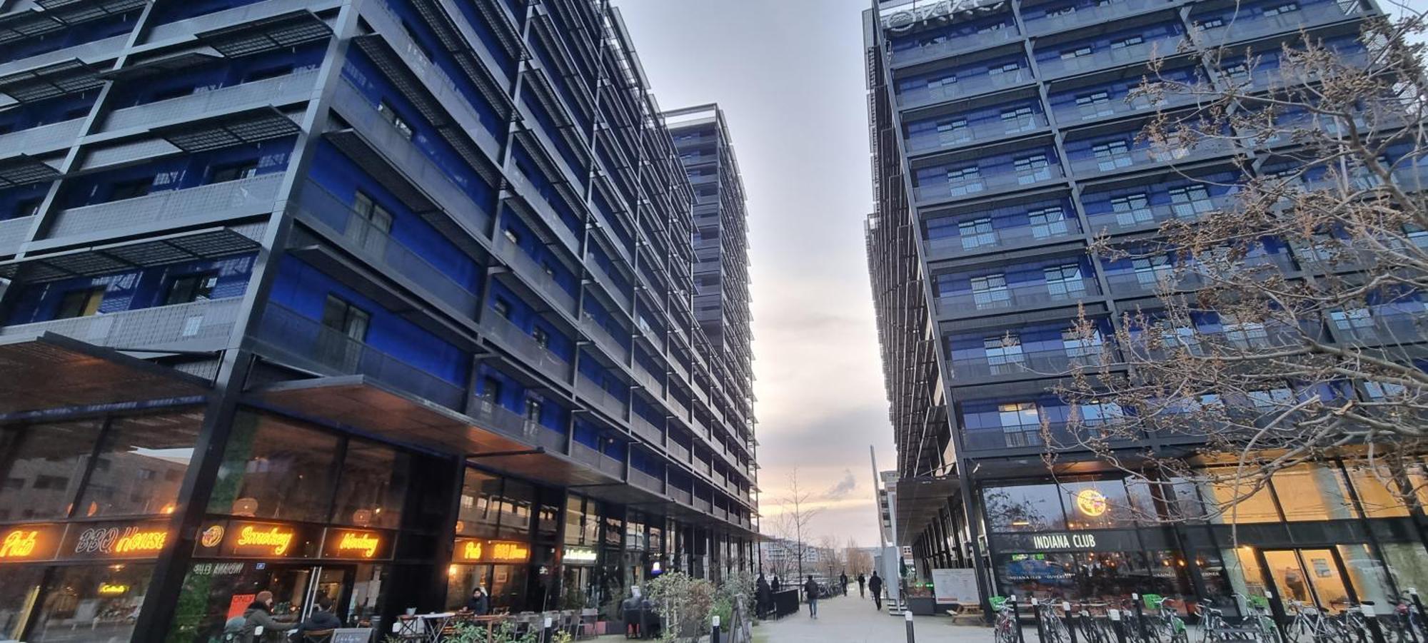 Bel Appartement Contemporain Avec Terrasse Climatisation Et Parking Payant En Option Straatsburg Buitenkant foto