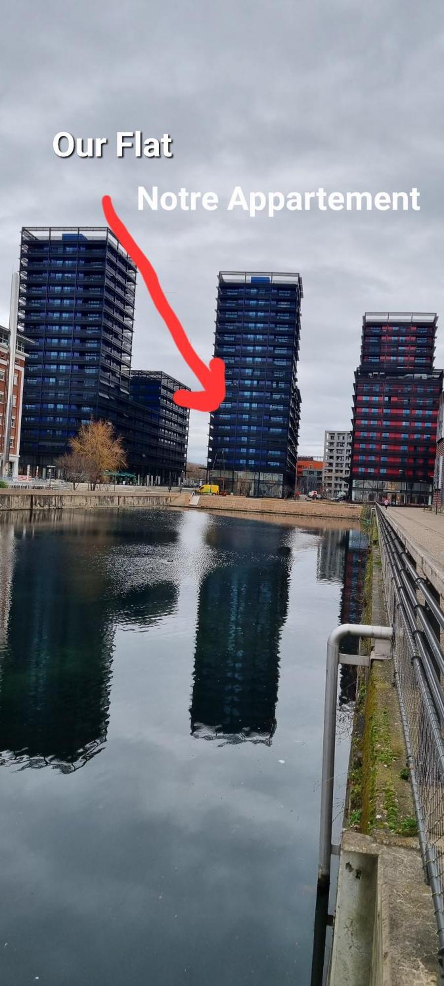 Bel Appartement Contemporain Avec Terrasse Climatisation Et Parking Payant En Option Straatsburg Buitenkant foto
