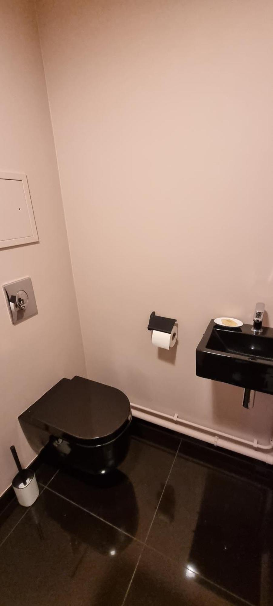 Bel Appartement Contemporain Avec Terrasse Climatisation Et Parking Payant En Option Straatsburg Buitenkant foto