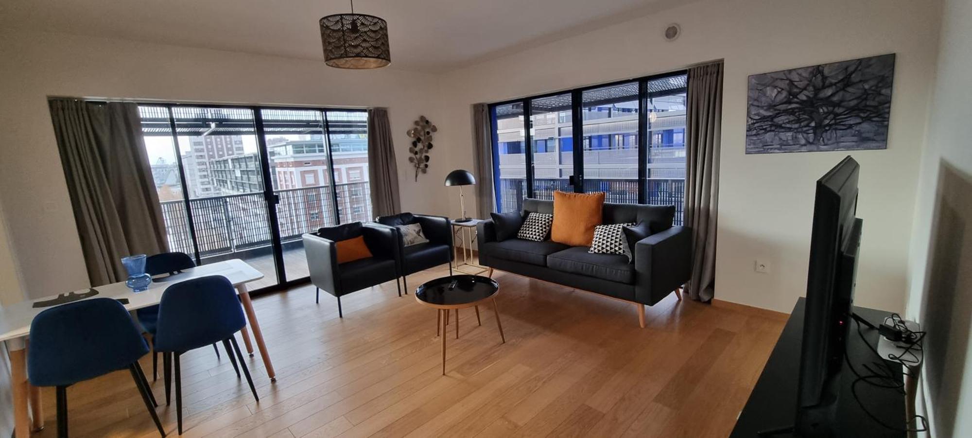 Bel Appartement Contemporain Avec Terrasse Climatisation Et Parking Payant En Option Straatsburg Buitenkant foto