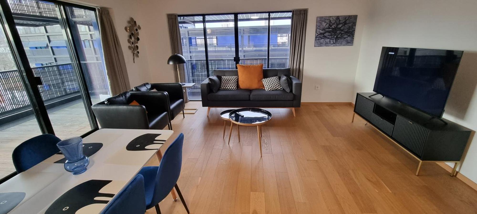 Bel Appartement Contemporain Avec Terrasse Climatisation Et Parking Payant En Option Straatsburg Buitenkant foto